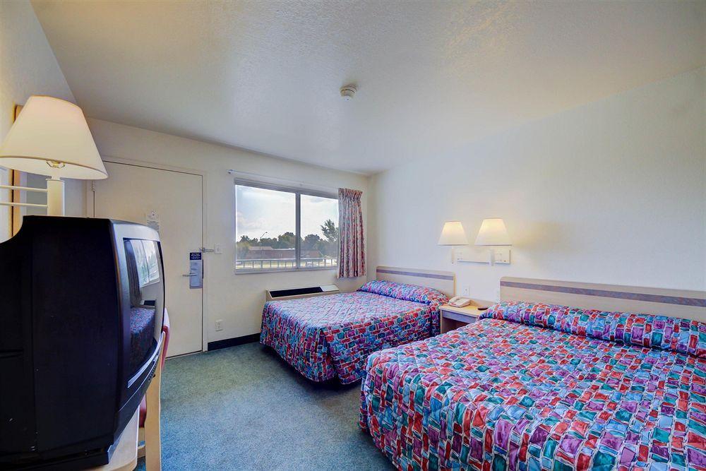 Avera Suites Muskogee Extérieur photo