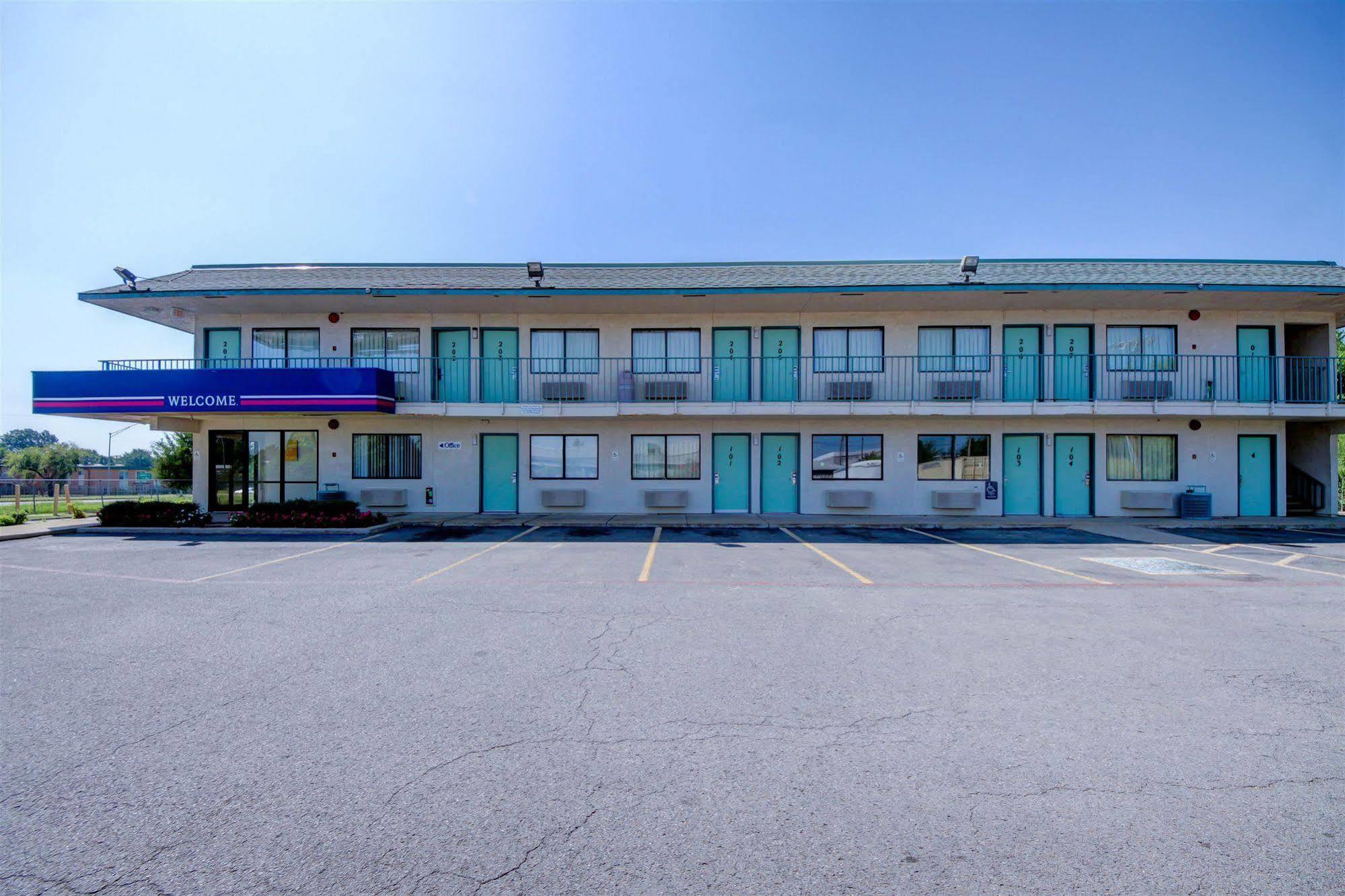 Avera Suites Muskogee Extérieur photo