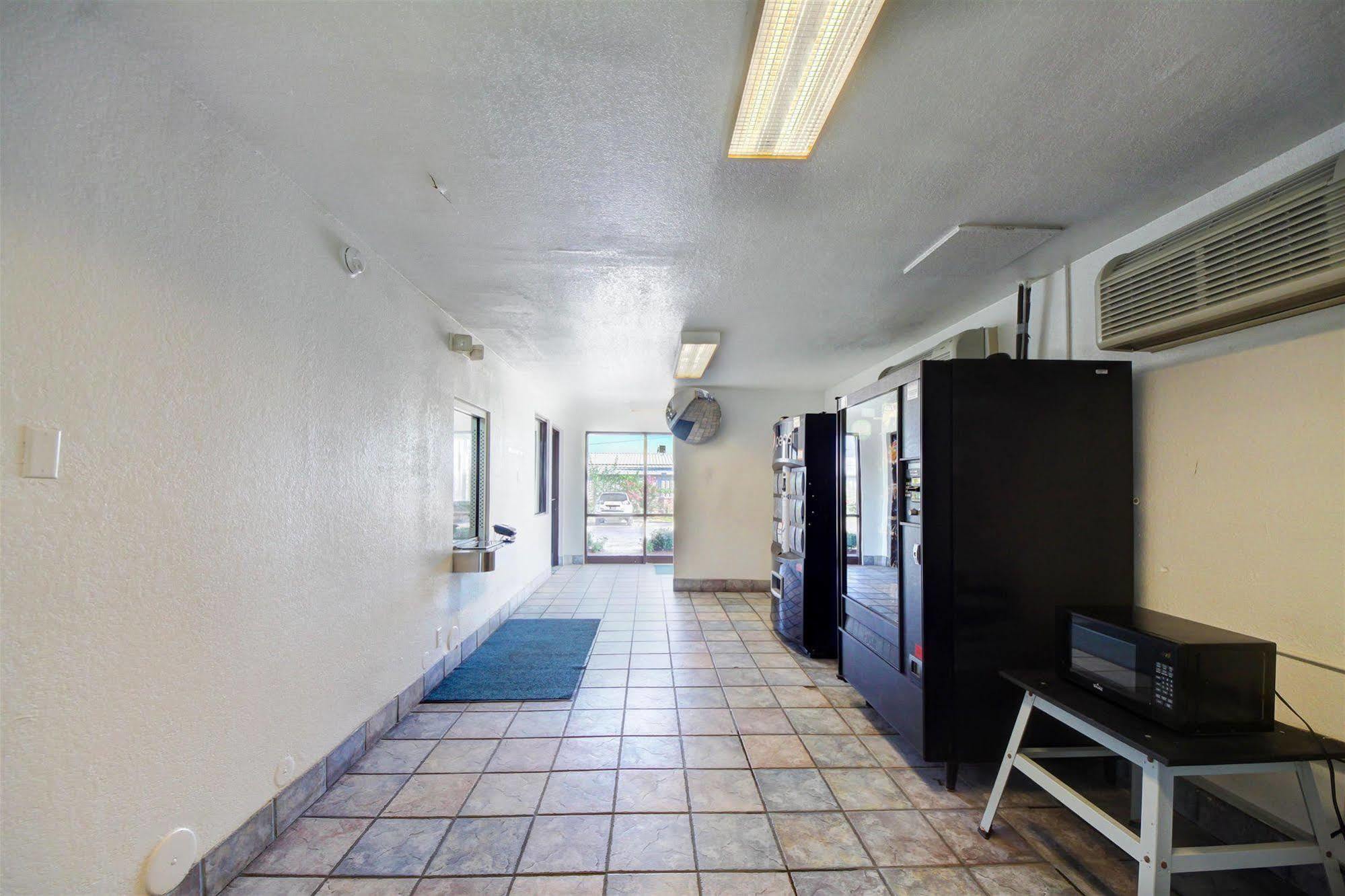 Avera Suites Muskogee Extérieur photo