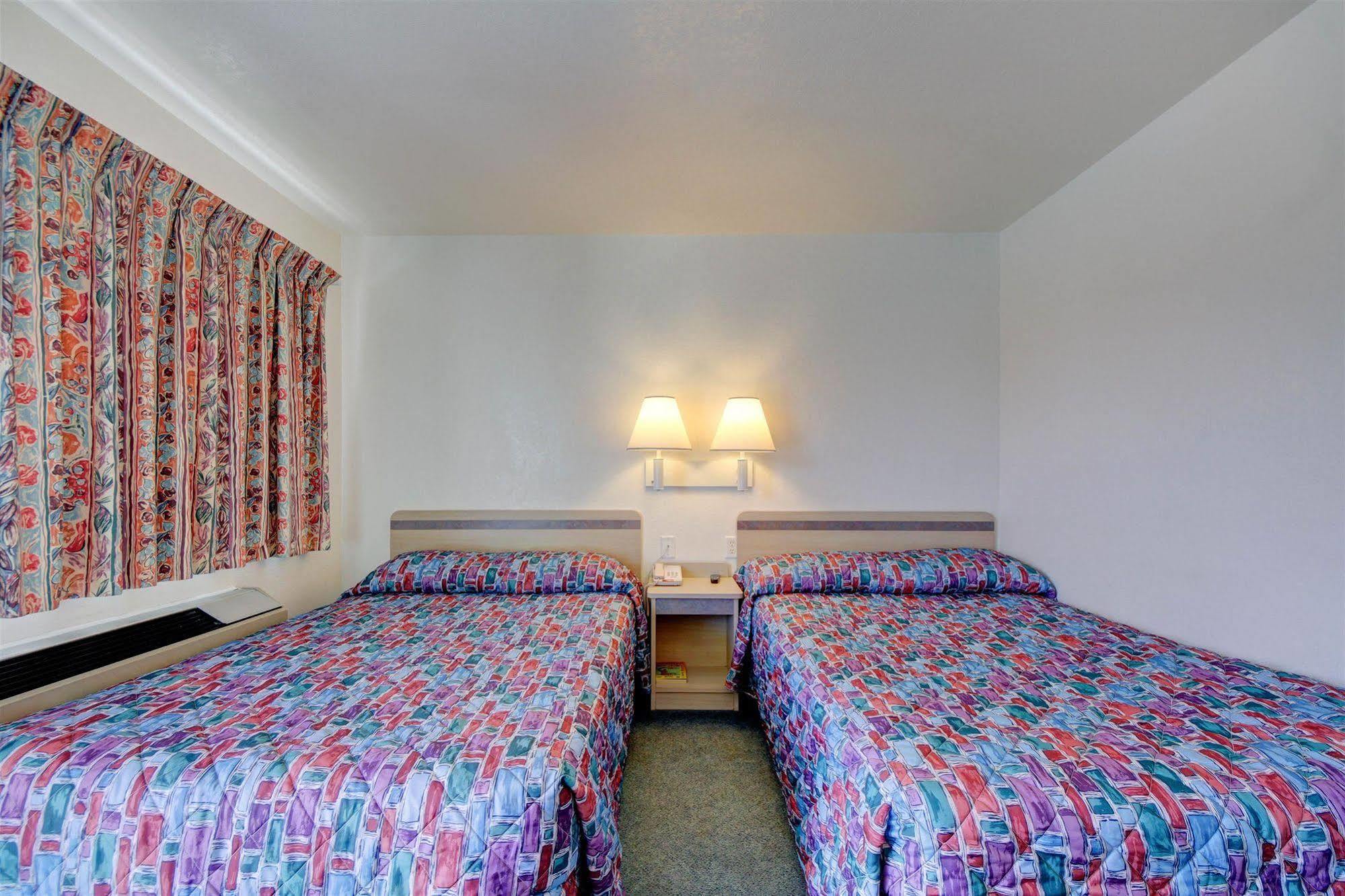 Avera Suites Muskogee Extérieur photo