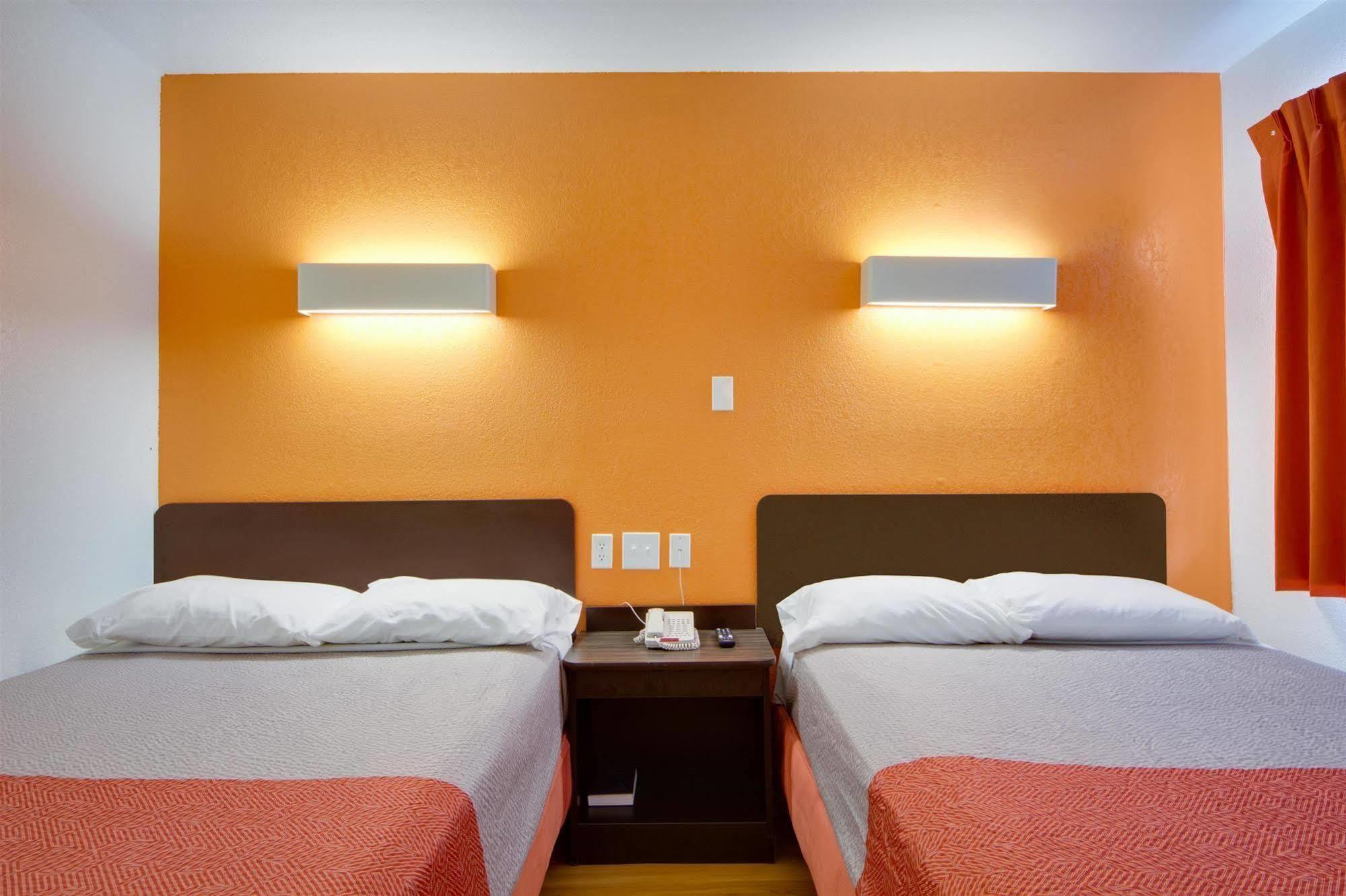 Avera Suites Muskogee Extérieur photo