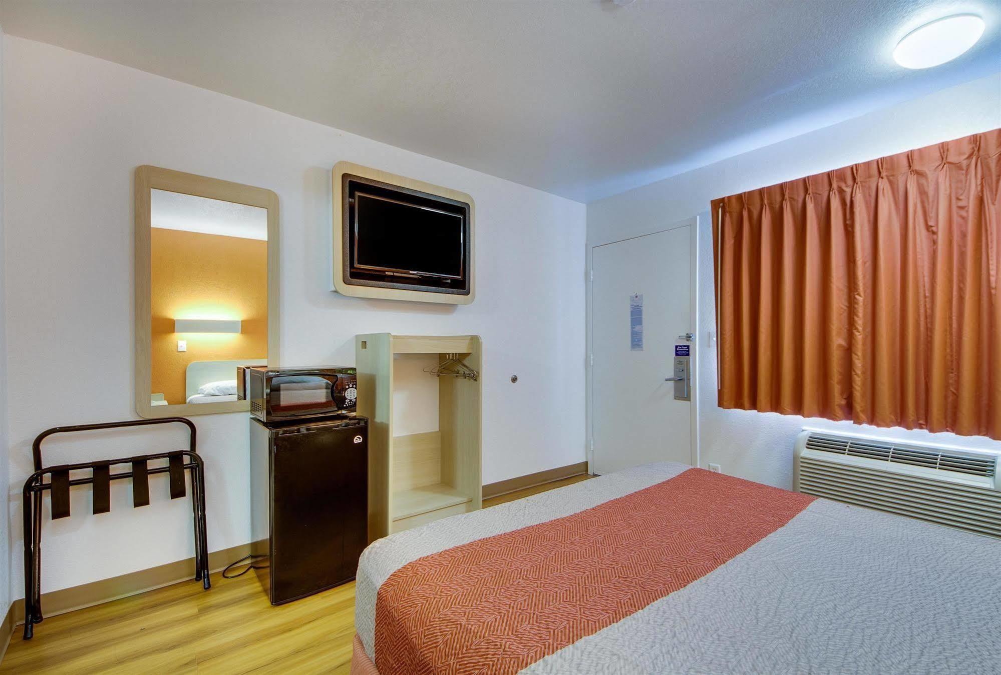 Avera Suites Muskogee Extérieur photo